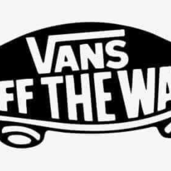 Meet your Posher, Jade - Picture 6 of 16